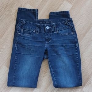 Maurices Skinny Jeggings. Stretch Comfy Dark wash